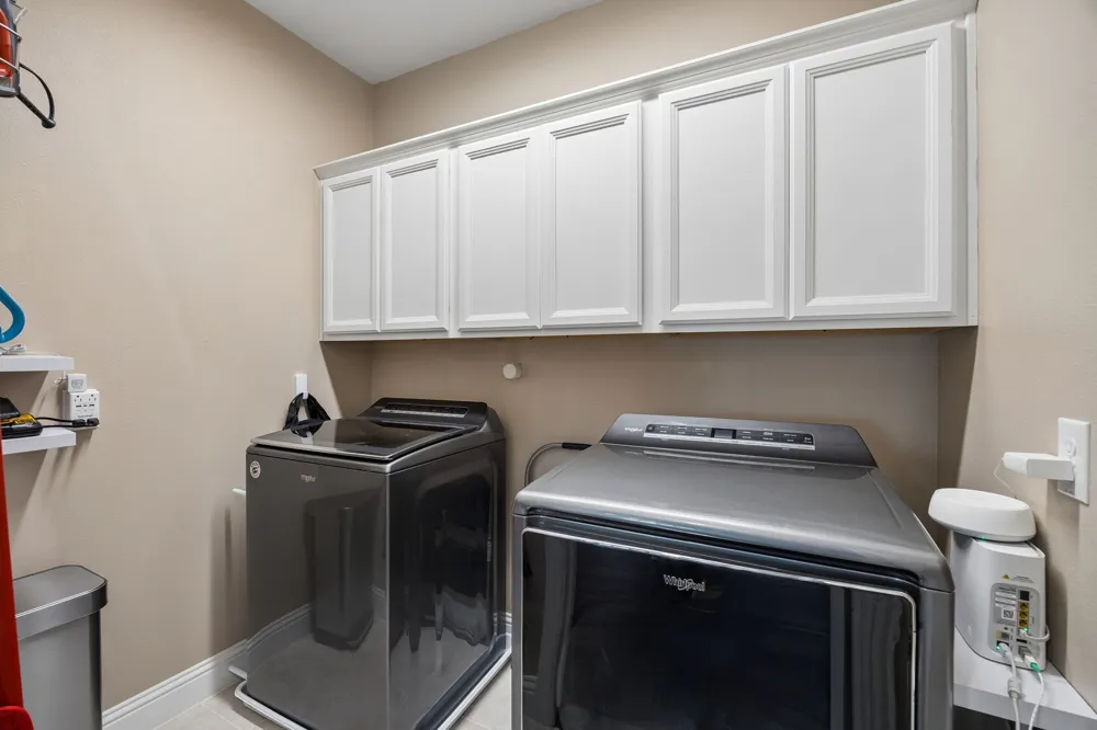 1735 Wittington Place #3207 Farmers Branch, TX 75234