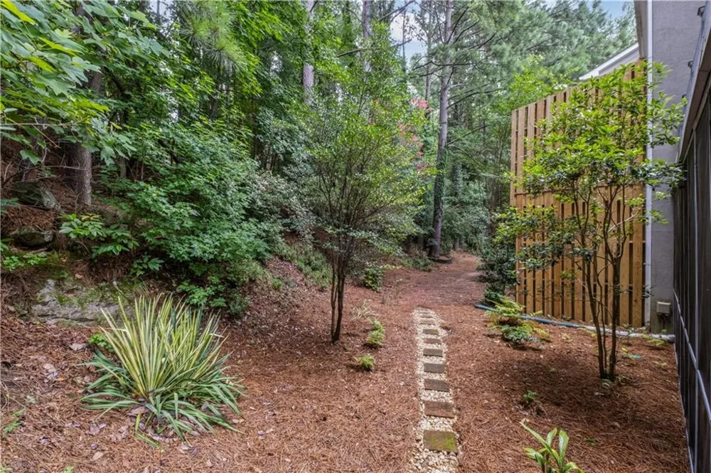 9005 Niblick Drive Alpharetta, GA 30022