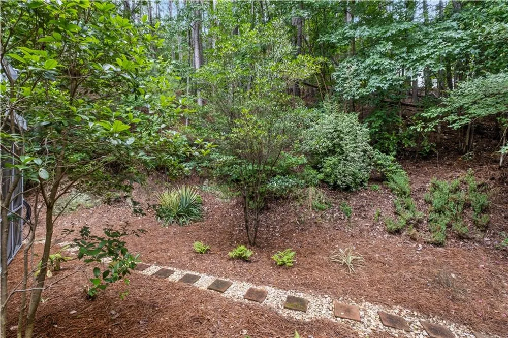 9005 Niblick Drive Alpharetta, GA 30022