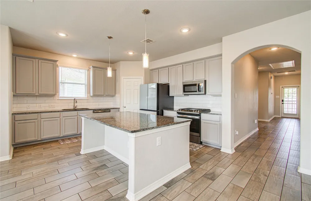 1705 Bayway Drive Seabrook, TX 77586