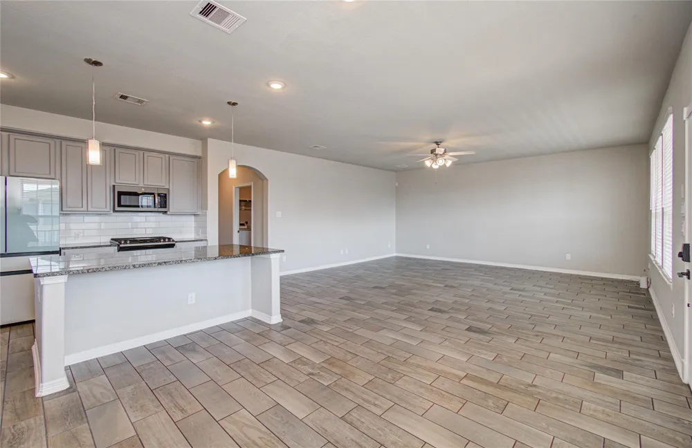 1705 Bayway Drive Seabrook, TX 77586
