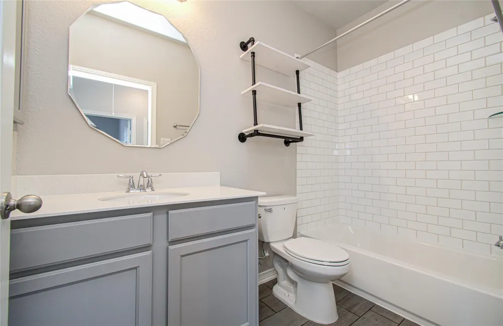 1705 Bayway Drive Seabrook, TX 77586