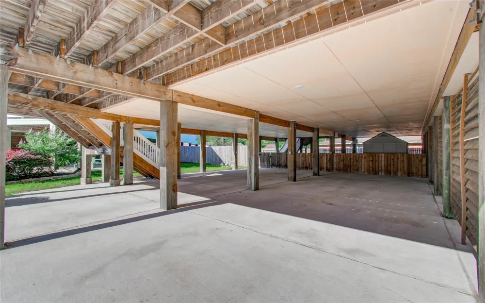 1705 Bayway Drive Seabrook, TX 77586