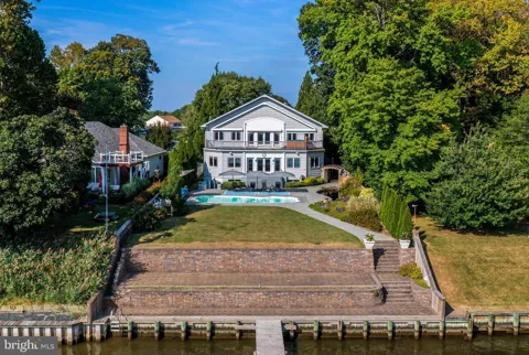 1501 SHORE ROAD