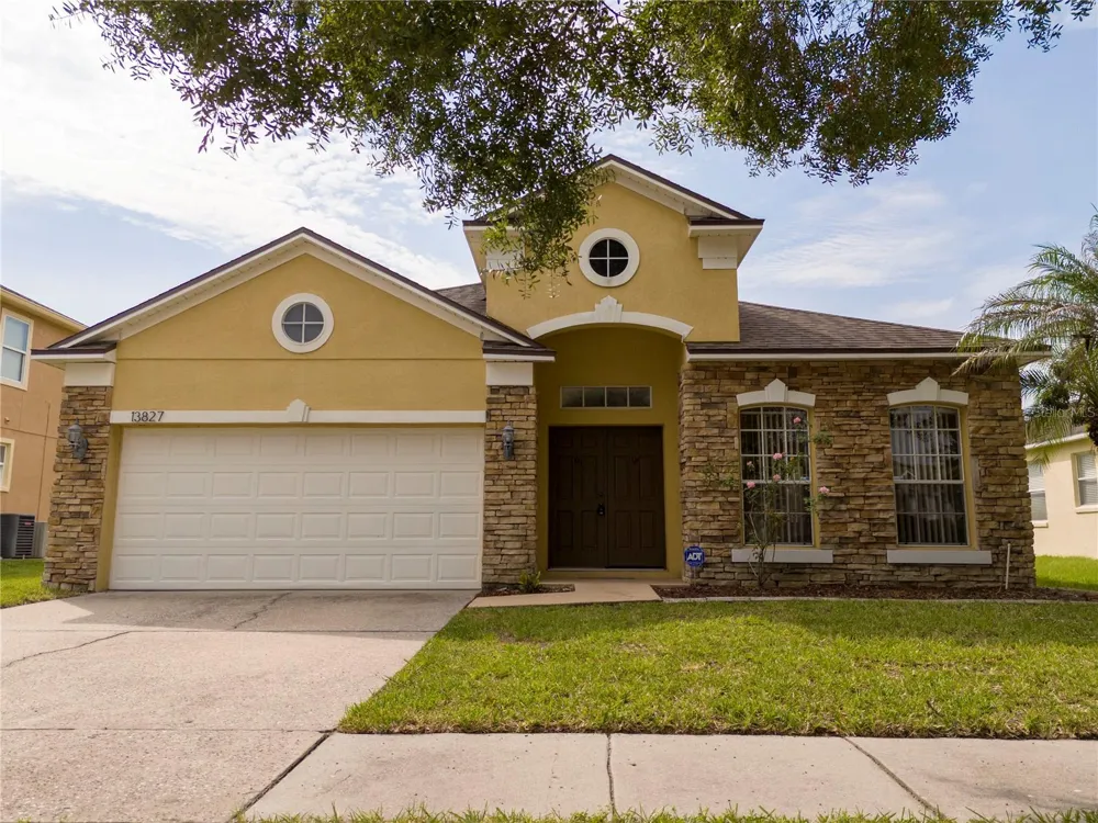 13827 HAWKEYE DRIVE Orlando, FL 32837
