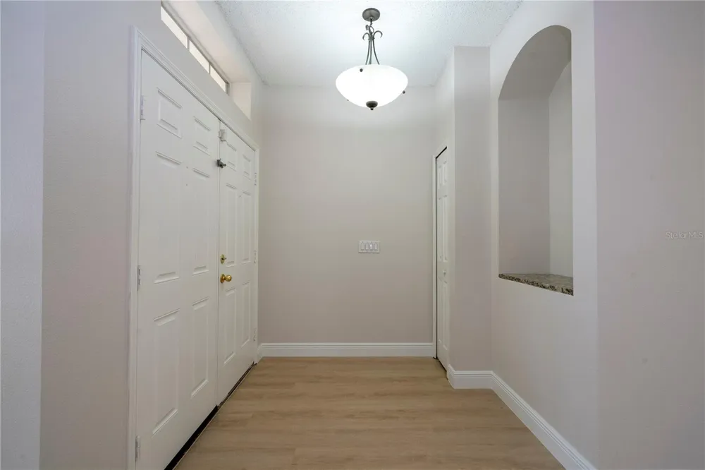 13827 HAWKEYE DRIVE Orlando, FL 32837