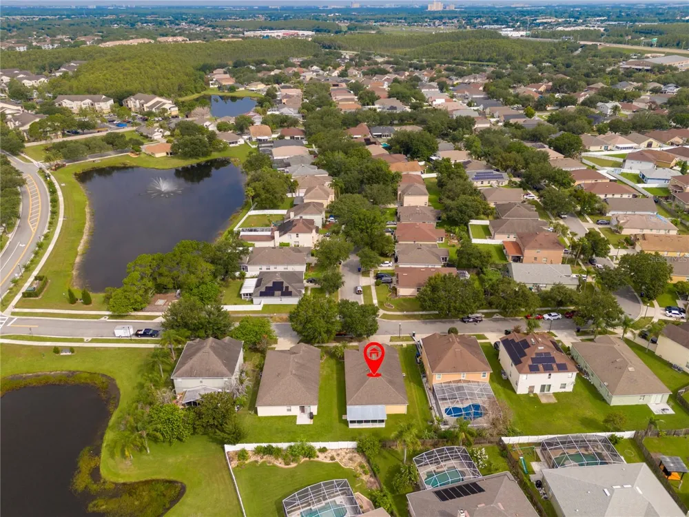 13827 HAWKEYE DRIVE Orlando, FL 32837