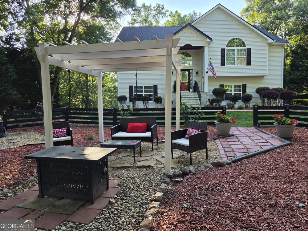 7115 Fletcher DR Winston, GA 30187