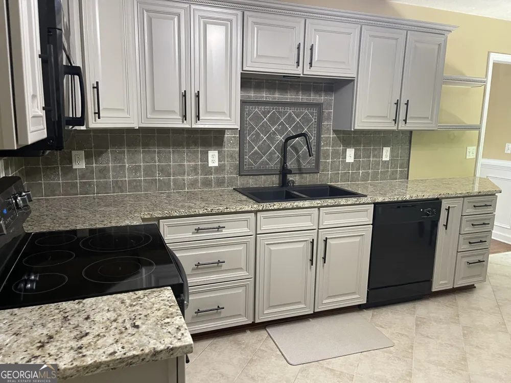 7115 Fletcher DR Winston, GA 30187