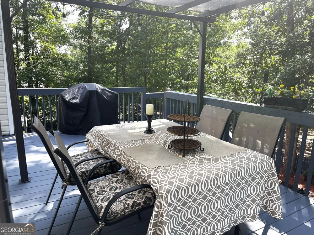 7115 Fletcher DR Winston, GA 30187