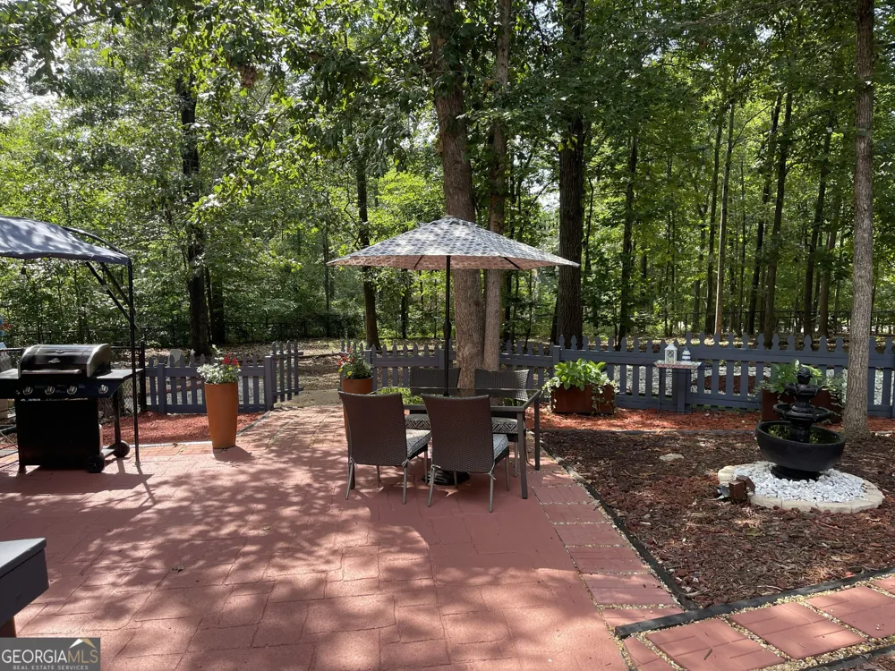 7115 Fletcher DR Winston, GA 30187