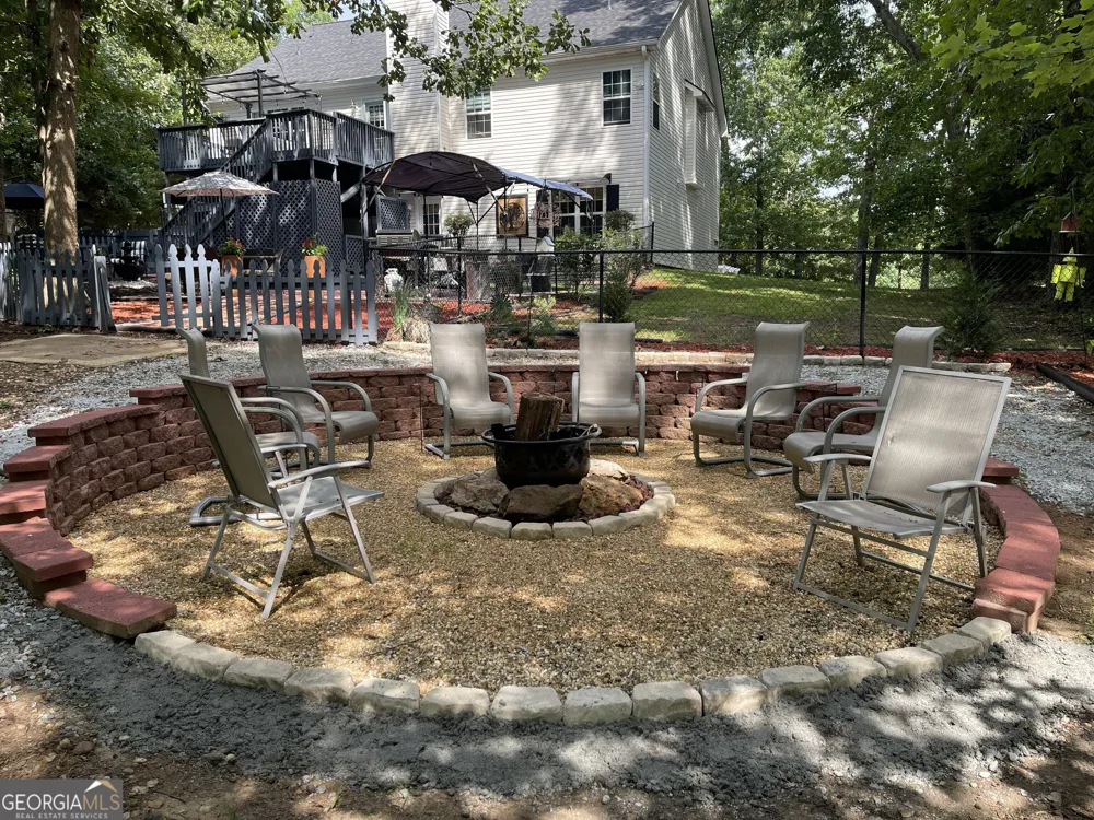 7115 Fletcher DR Winston, GA 30187