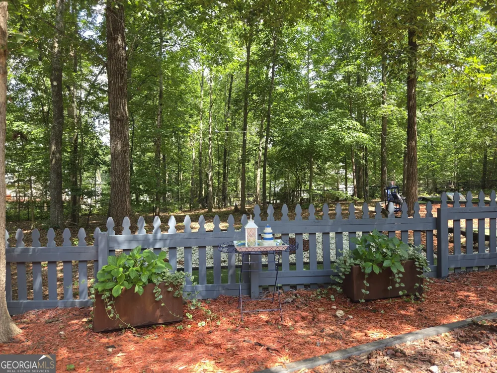 7115 Fletcher DR Winston, GA 30187