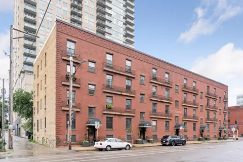 601 S 9th Street #3