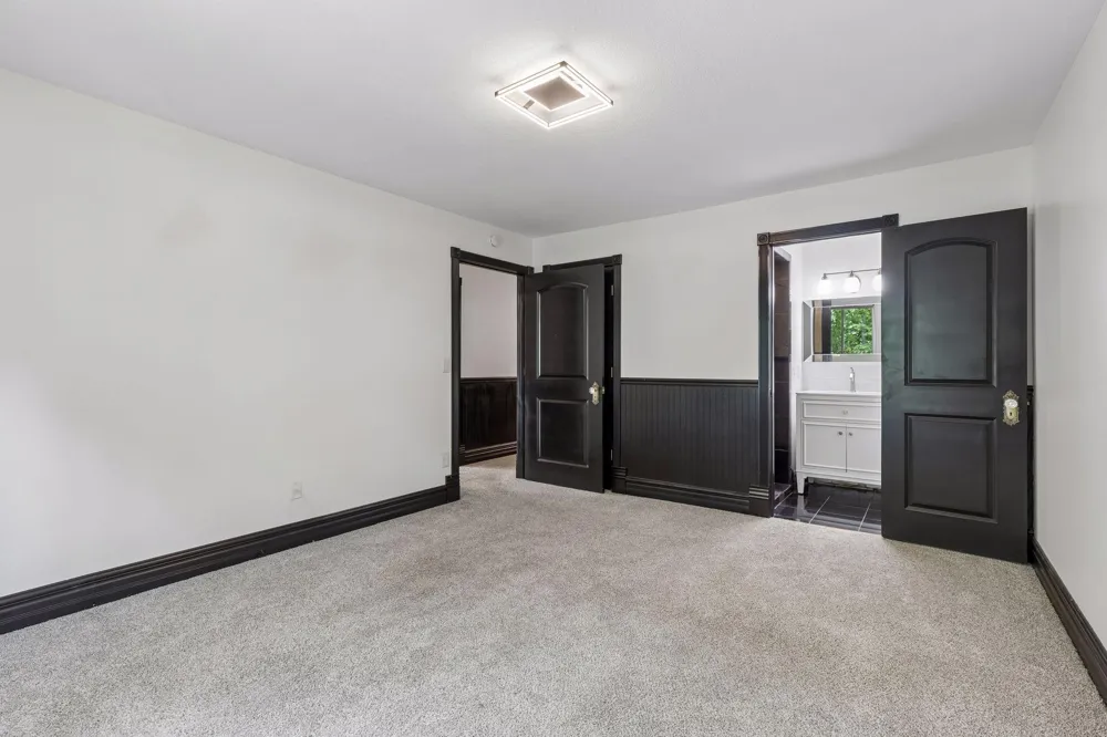 17640 Breconwood Road Minnetonka, MN 55391