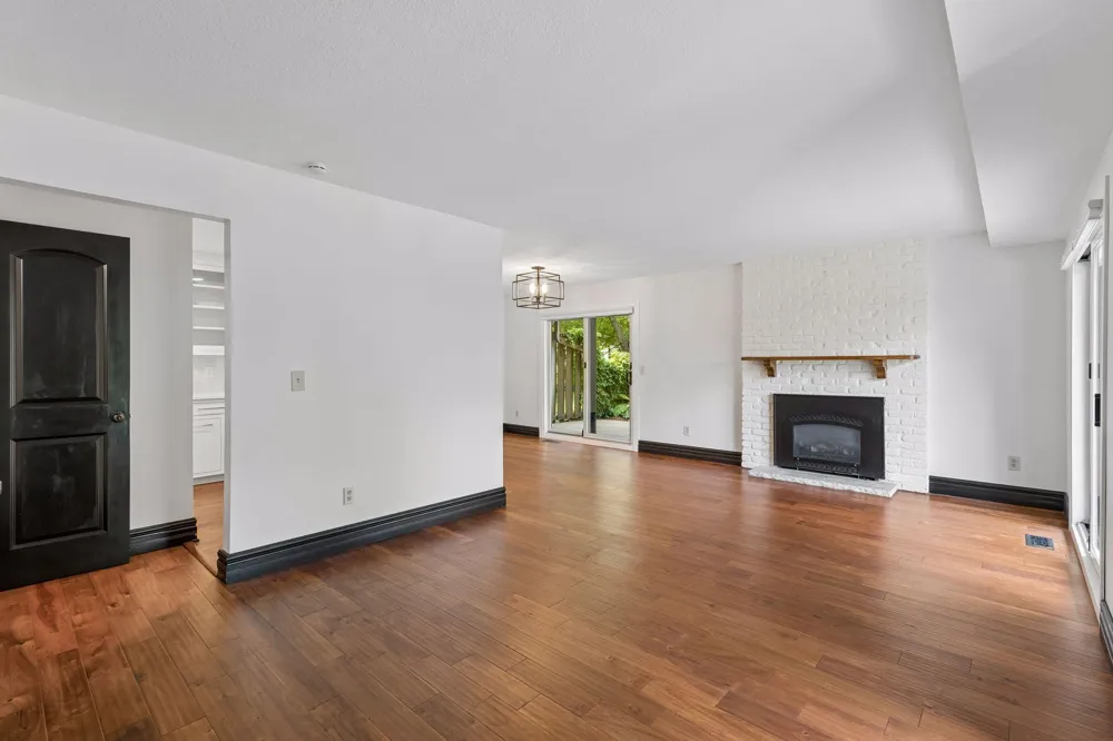 17640 Breconwood Road Minnetonka, MN 55391