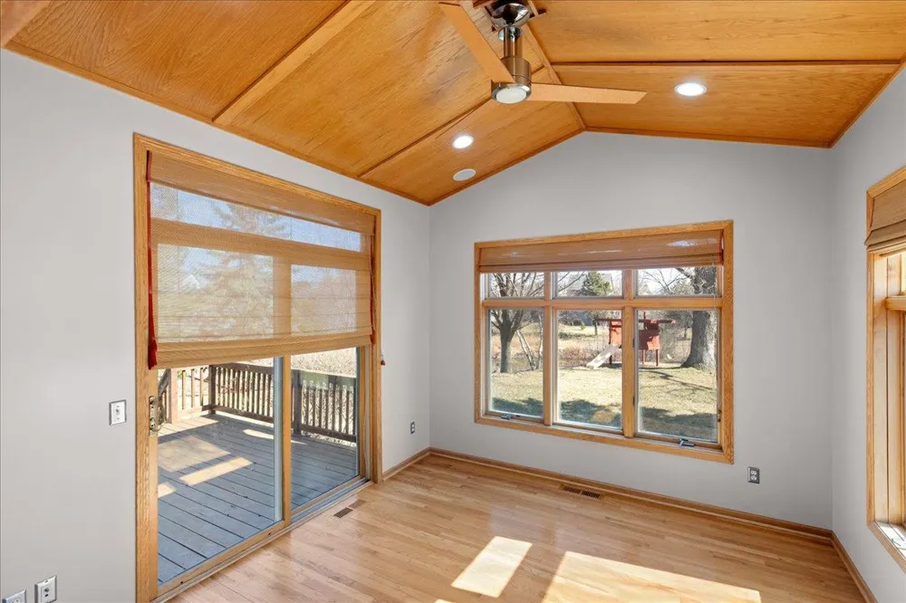 1255 Irvine Drive Hanover, MN 55341