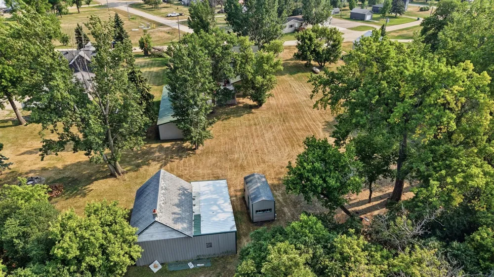 295 9th Avenue Walcott, ND 58077