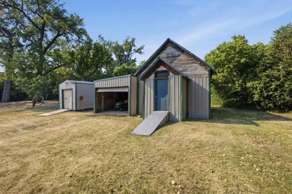 295 9th Avenue Walcott, ND 58077