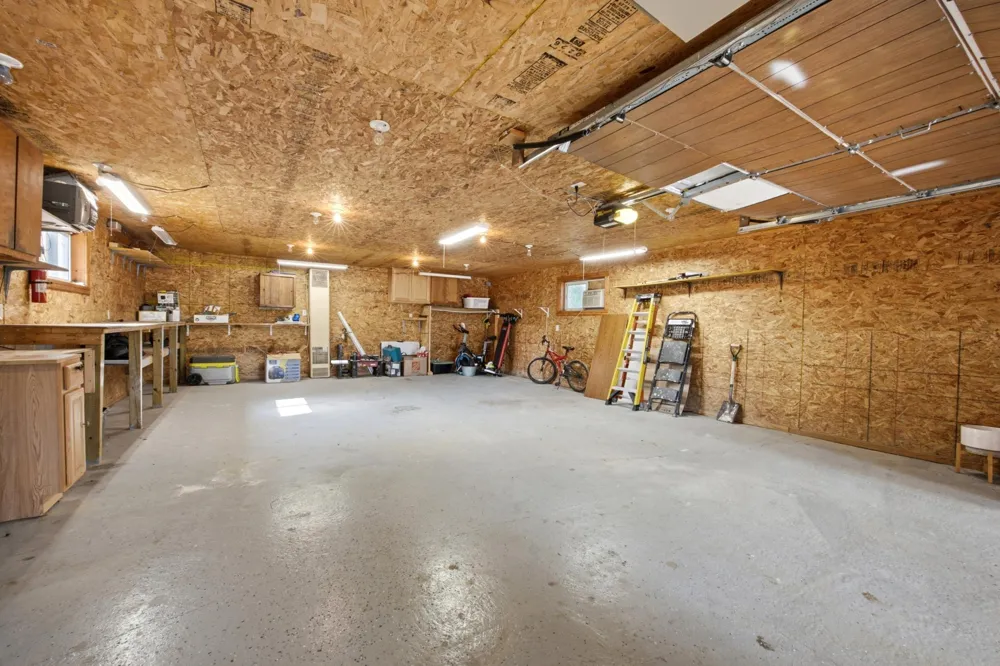 295 9th Avenue Walcott, ND 58077