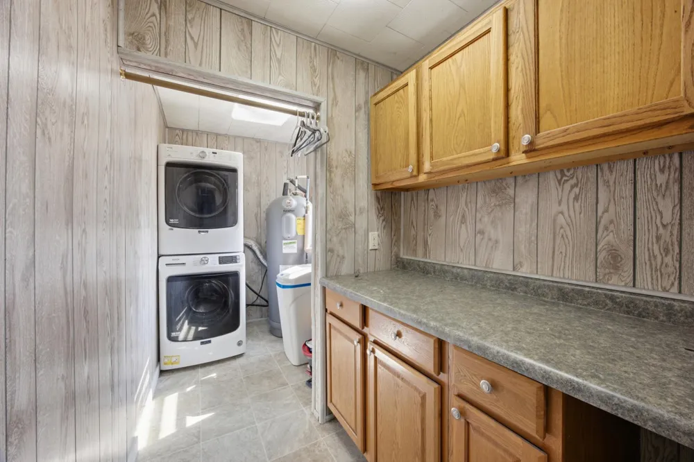 295 9th Avenue Walcott, ND 58077