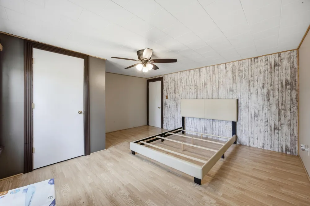 295 9th Avenue Walcott, ND 58077