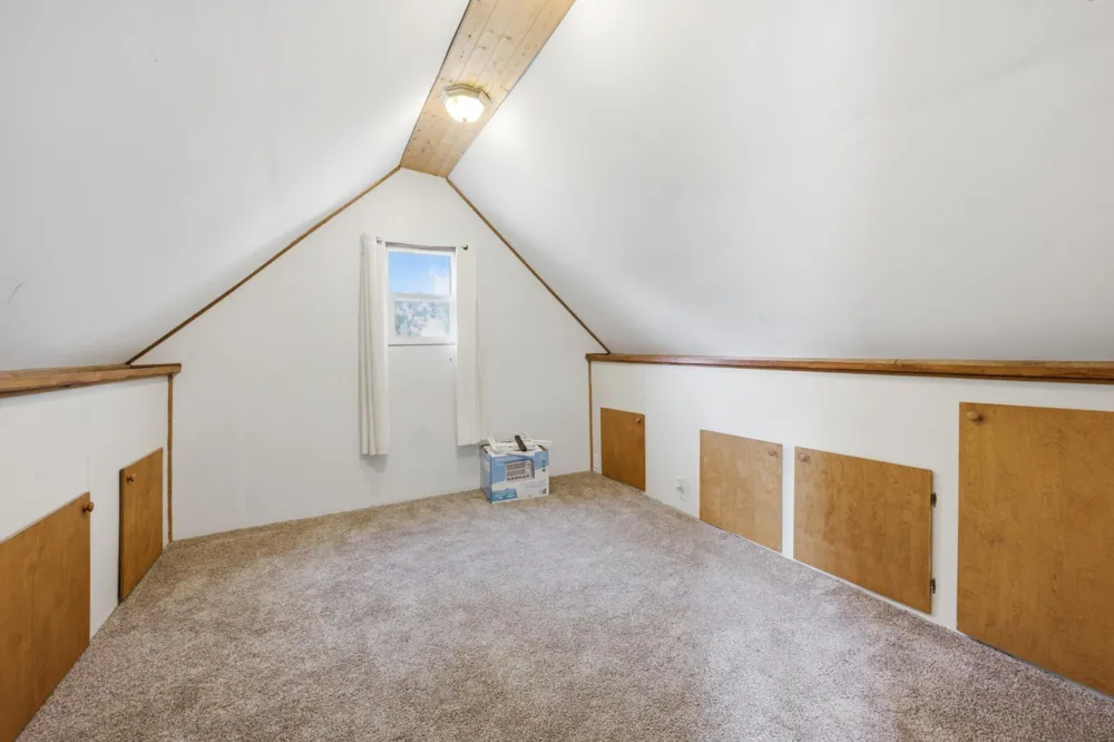 295 9th Avenue Walcott, ND 58077