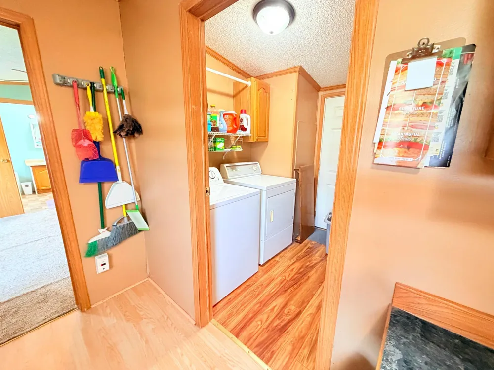 2204 Mockingbird Place NW Stewartville, MN 55976
