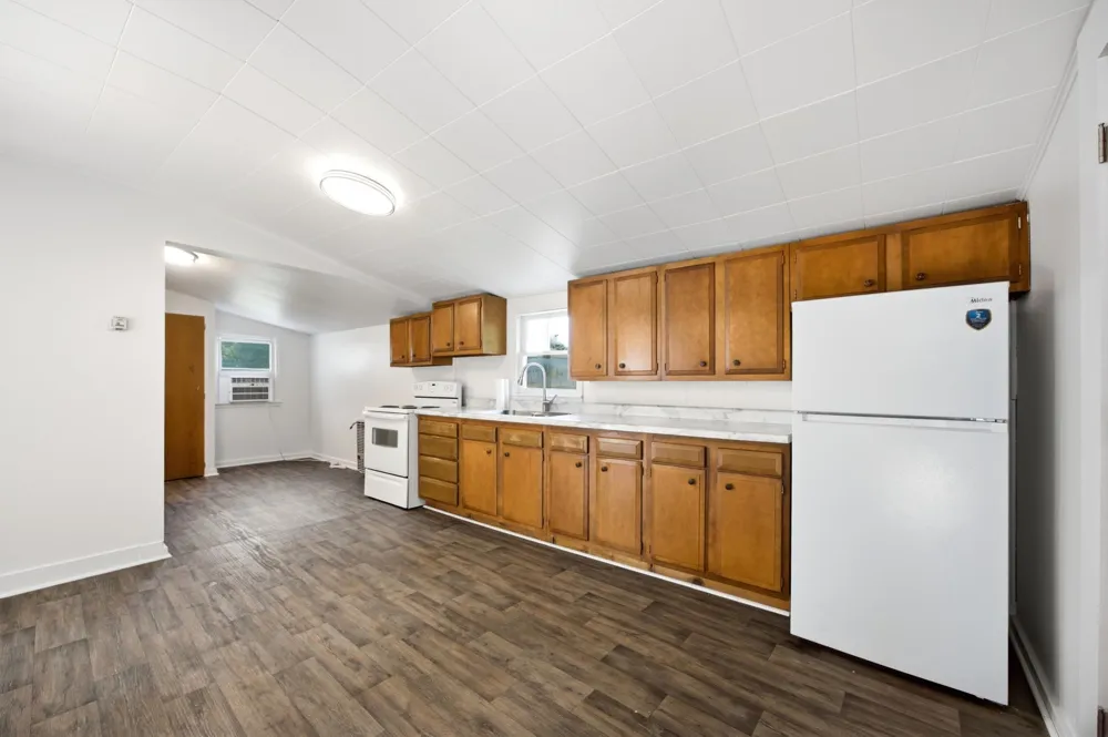 206 1st Avenue NE Hankinson, ND 58041
