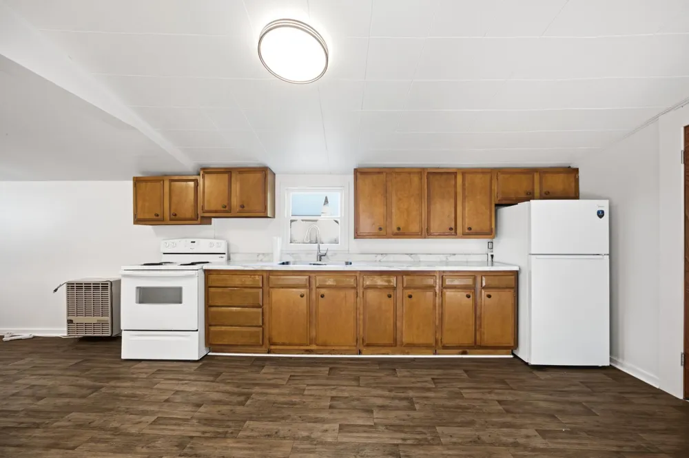 206 1st Avenue NE Hankinson, ND 58041