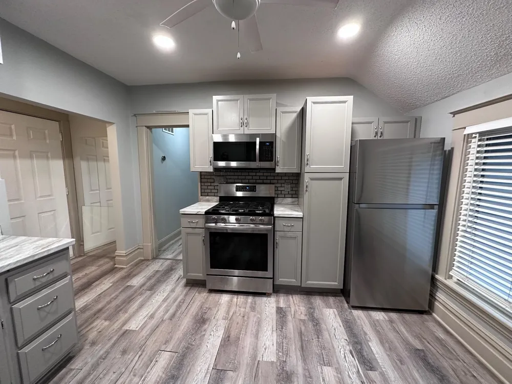 734 Sims Avenue Saint Paul, MN 55106