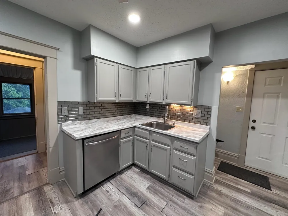 734 Sims Avenue Saint Paul, MN 55106