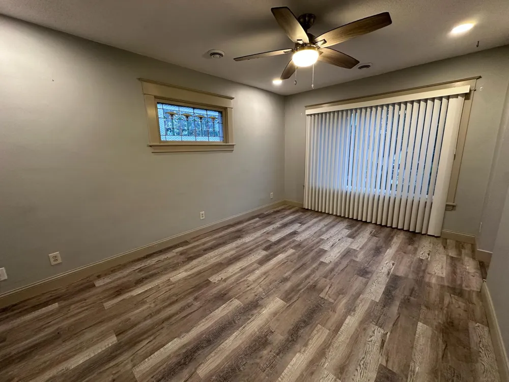 734 Sims Avenue Saint Paul, MN 55106