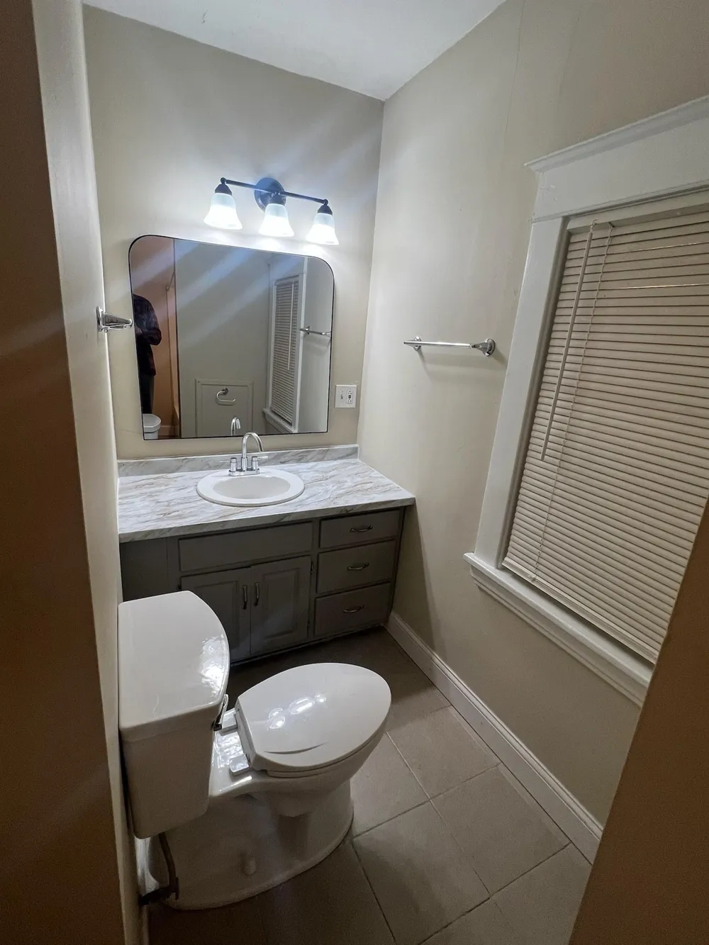 734 Sims Avenue Saint Paul, MN 55106