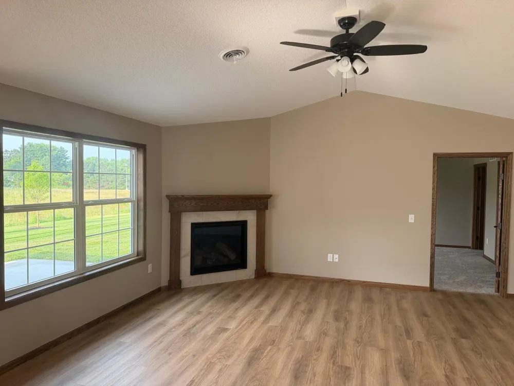 1409 S 2nd Street Princeton, MN 55371