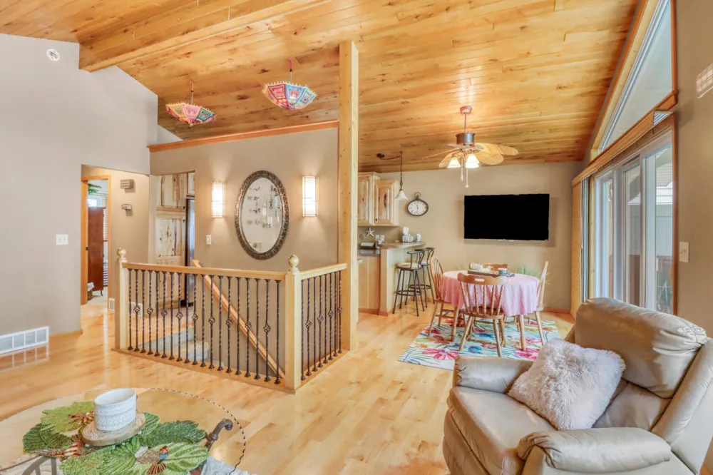 672 S Shore Drive Detroit Lakes, MN 56501