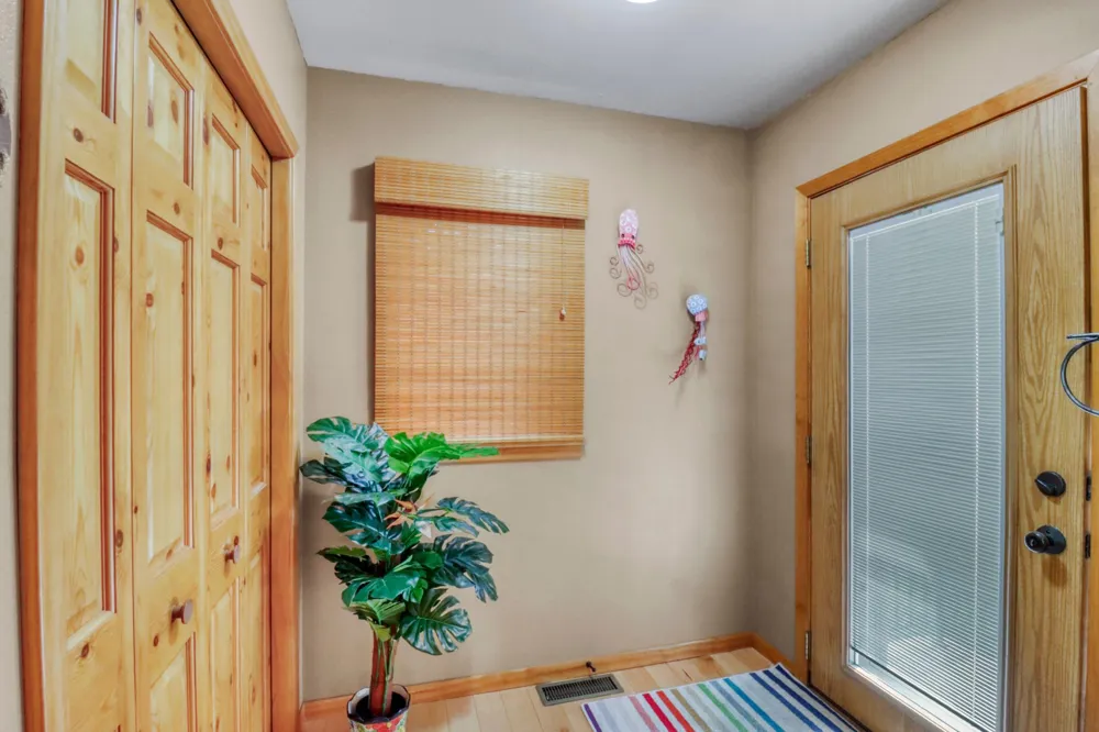 672 S Shore Drive Detroit Lakes, MN 56501