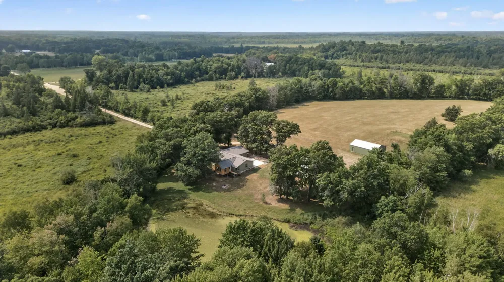 9800 253rd Avenue NE Stacy, MN 55079