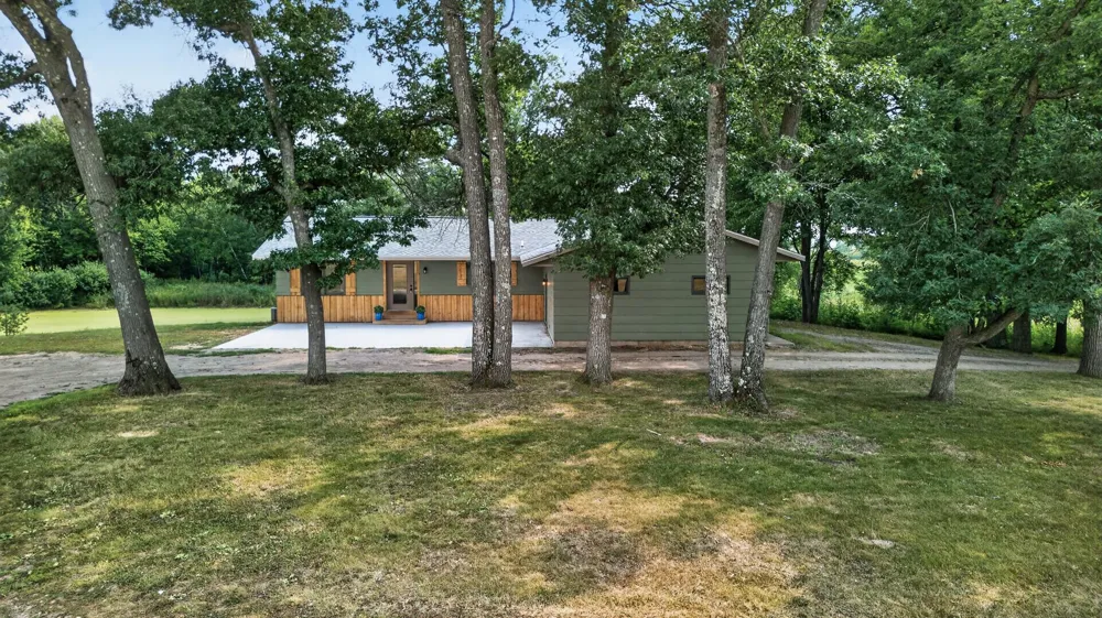 9800 253rd Avenue NE Stacy, MN 55079