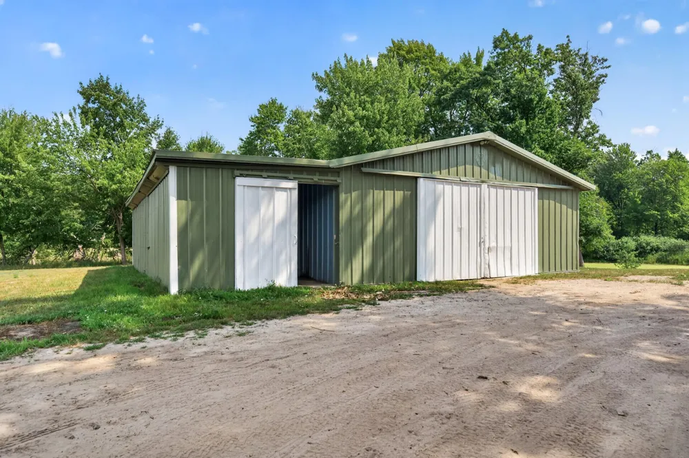 9800 253rd Avenue NE Stacy, MN 55079