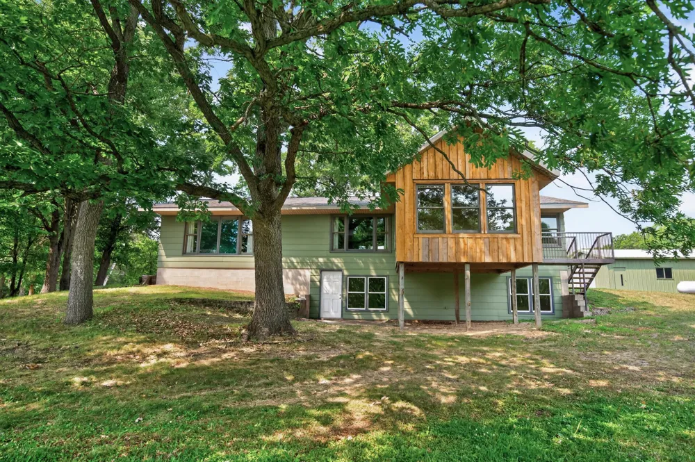 9800 253rd Avenue NE Stacy, MN 55079
