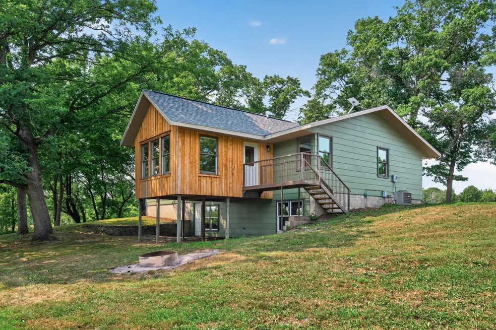 9800 253rd Avenue NE Stacy, MN 55079