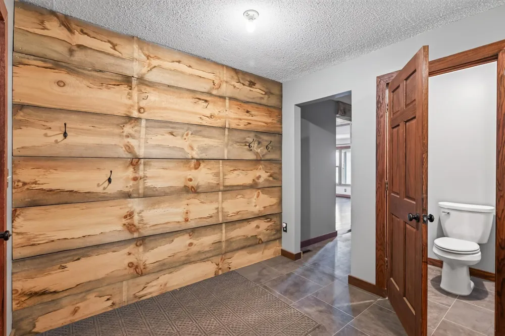 9800 253rd Avenue NE Stacy, MN 55079