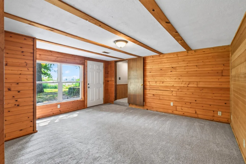 9800 253rd Avenue NE Stacy, MN 55079