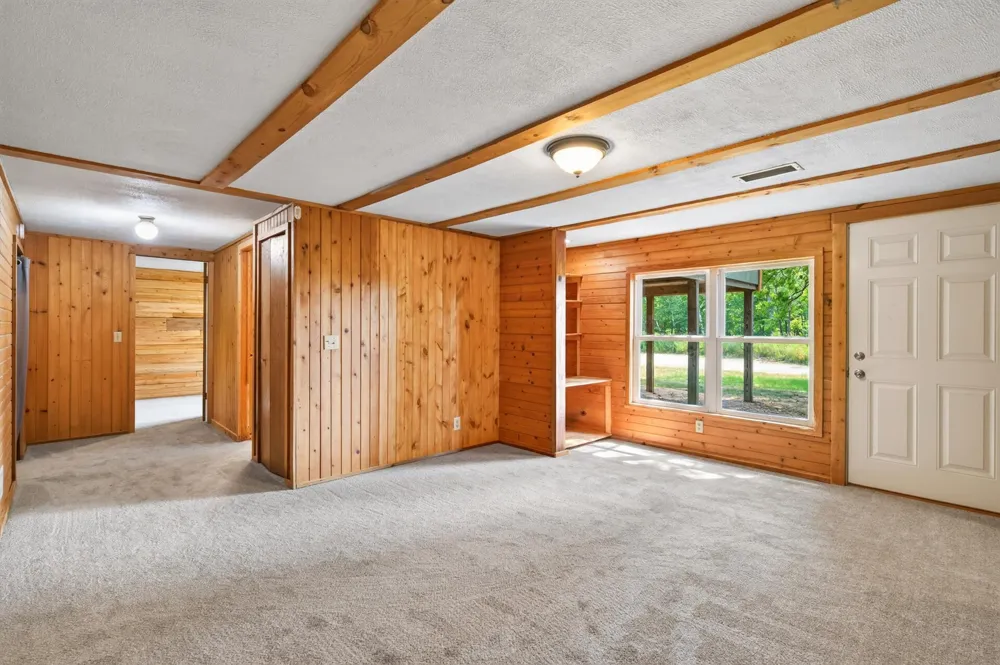 9800 253rd Avenue NE Stacy, MN 55079