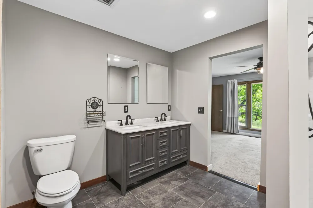 9800 253rd Avenue NE Stacy, MN 55079