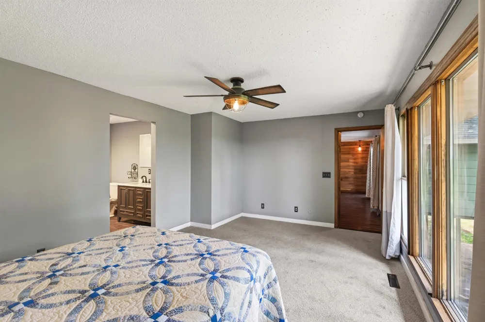9800 253rd Avenue NE Stacy, MN 55079