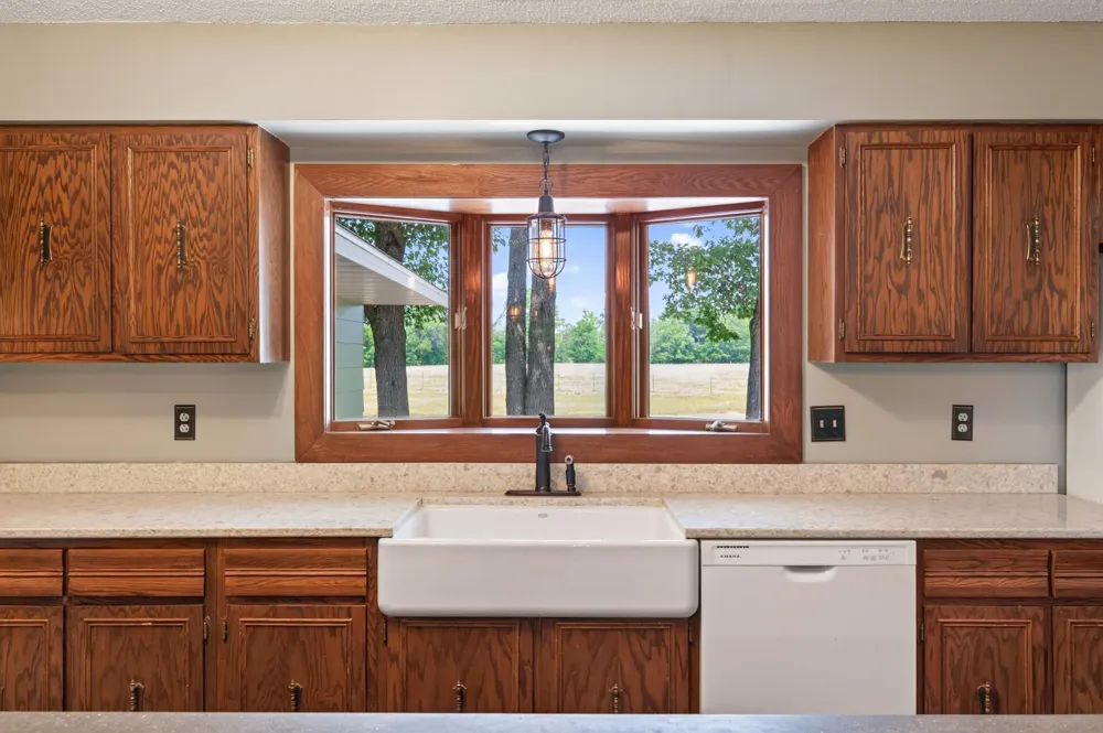 9800 253rd Avenue NE Stacy, MN 55079