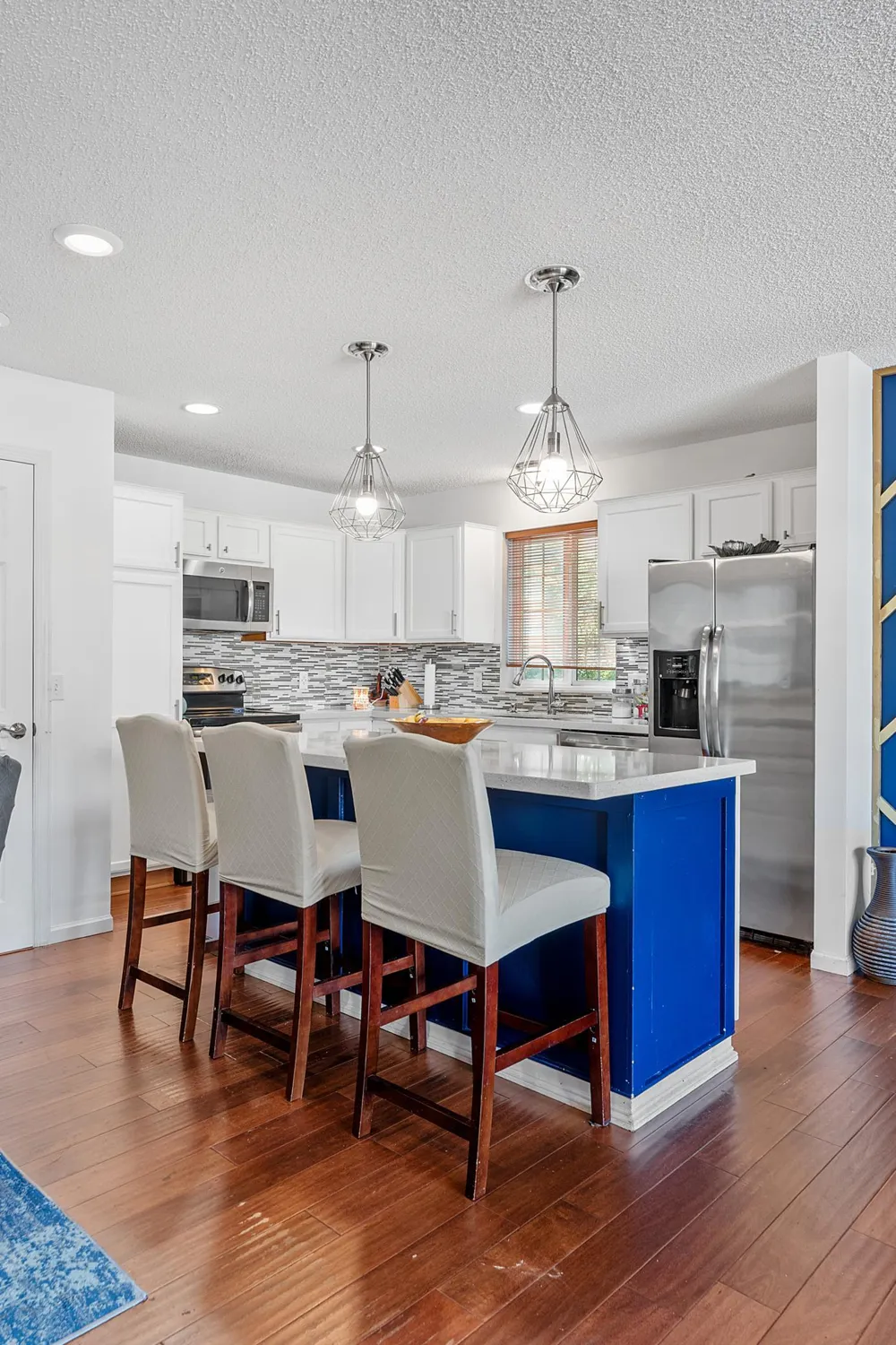 8195 Darcy Lane Inver Grove Heights, MN 55076
