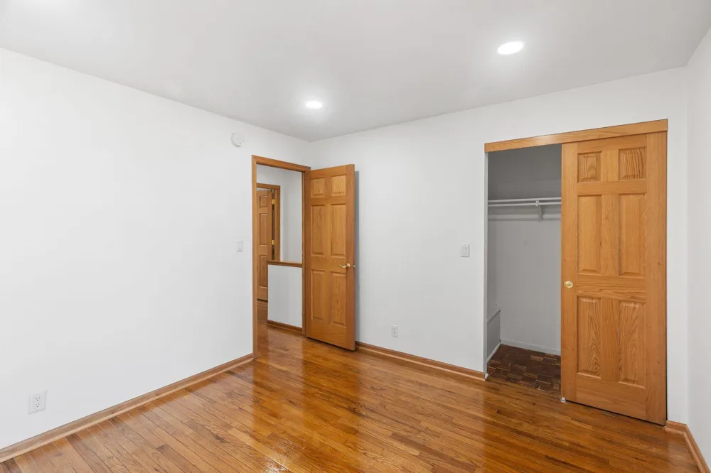 6301 Barrie Road Edina, MN 55435